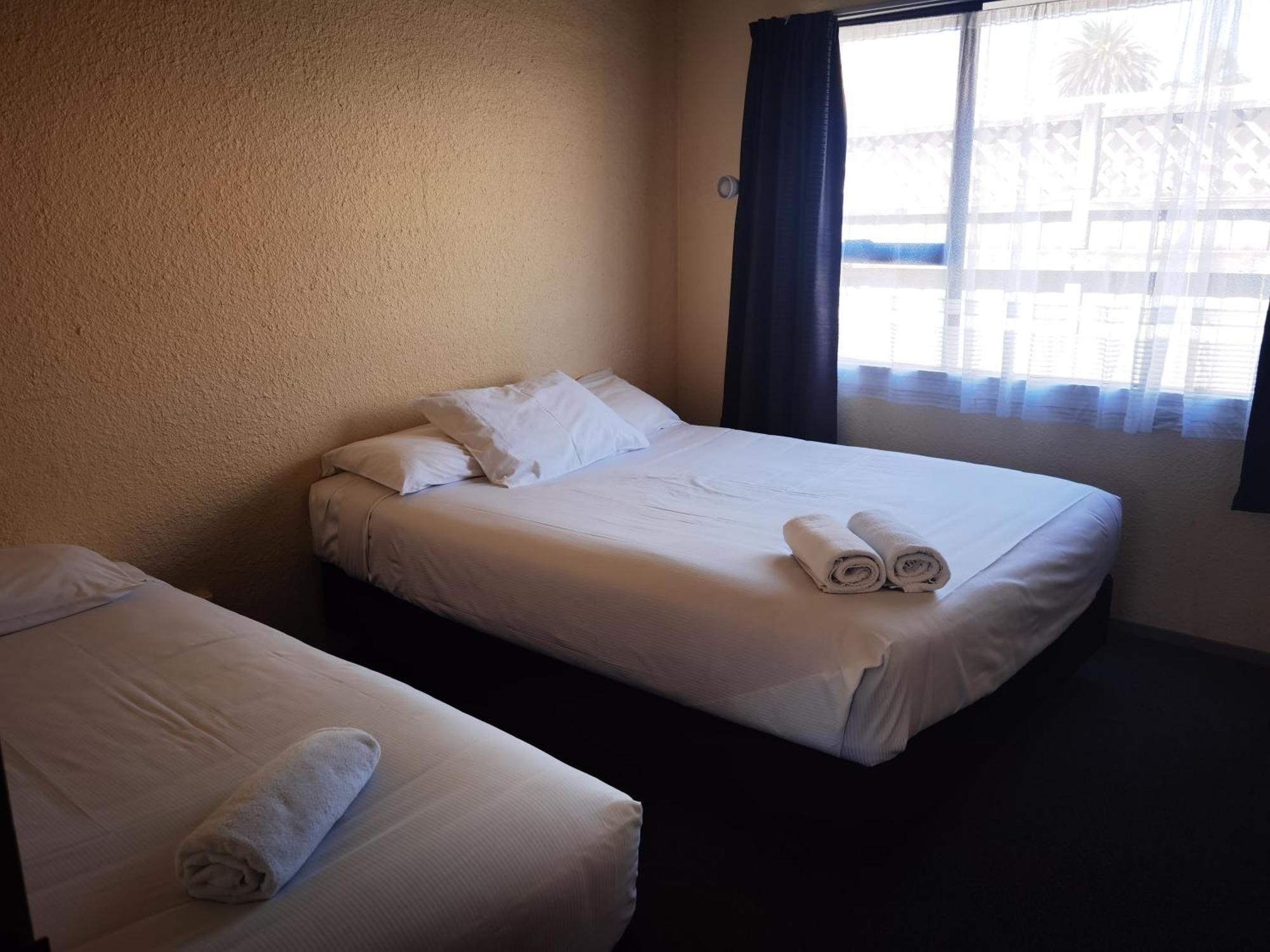 科尔特斯汽车旅馆 卡塔尼 外观 照片